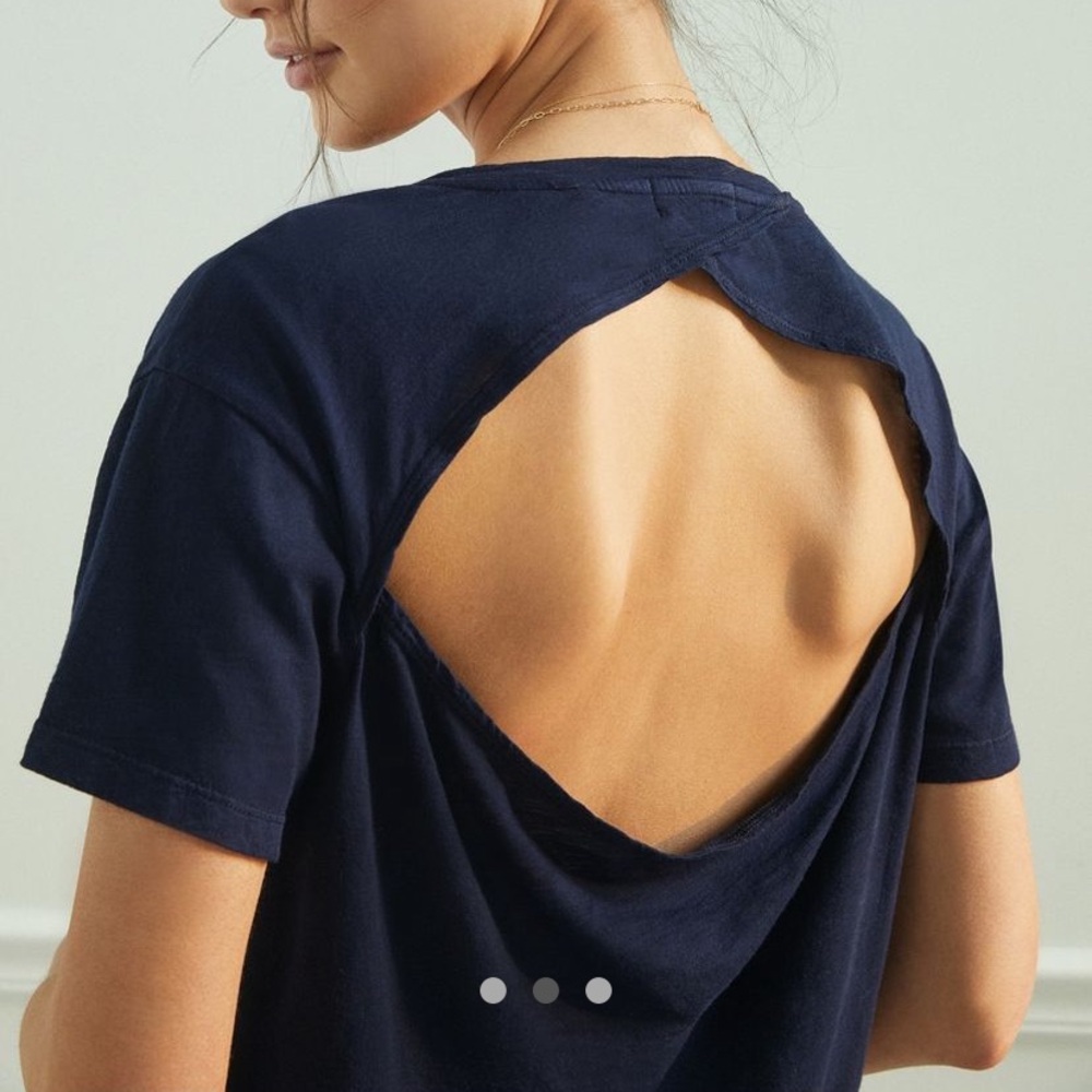 NWT Anthropologie/T.la Lucas Open-Back Tee
Navy Blue SZ L
